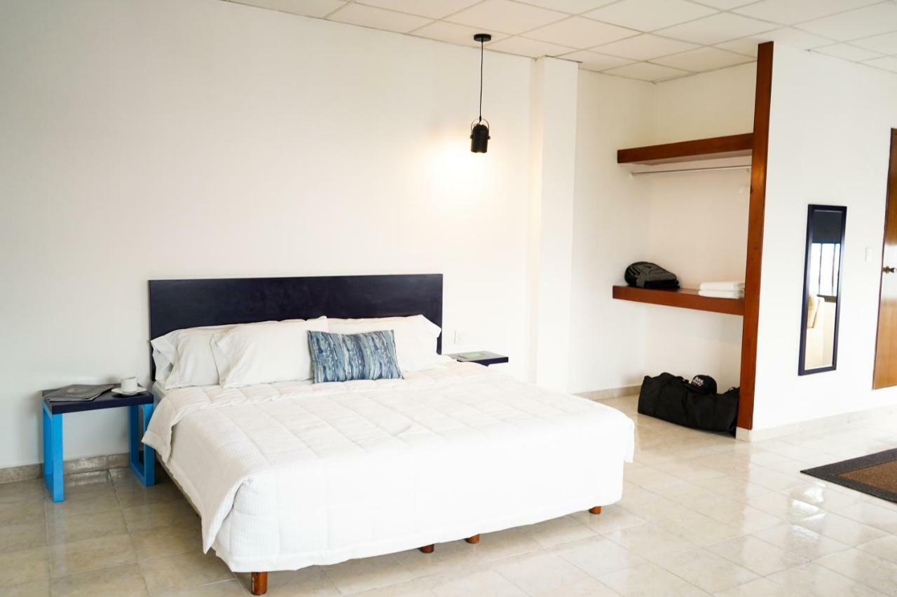 Hotel & Suites Arges - Centro تْشيتومال المظهر الخارجي الصورة