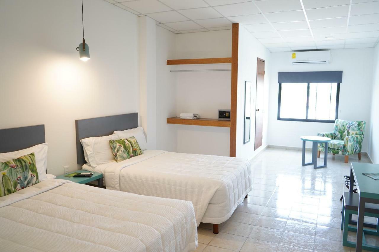 Hotel & Suites Arges - Centro تْشيتومال المظهر الخارجي الصورة
