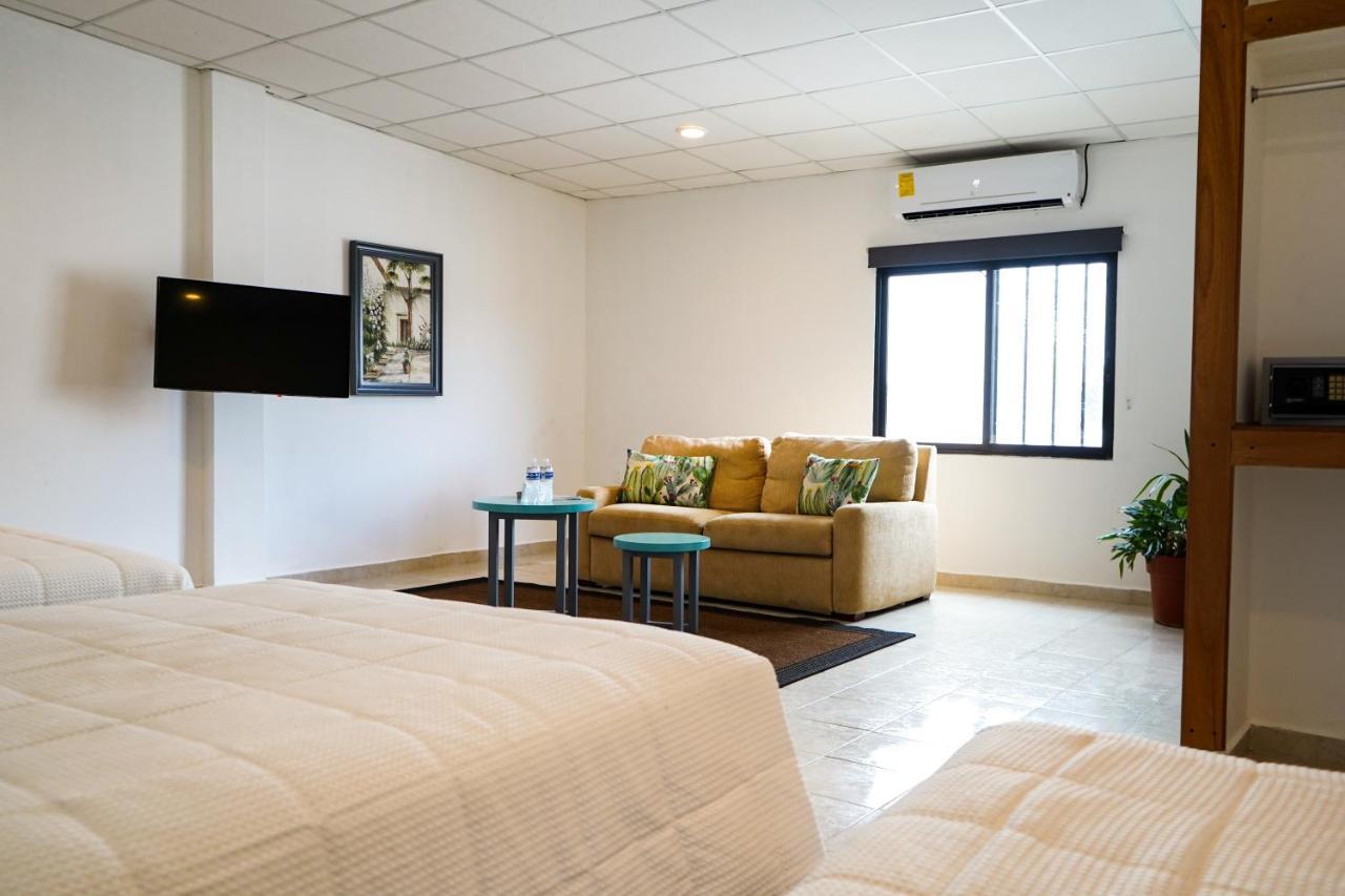 Hotel & Suites Arges - Centro تْشيتومال المظهر الخارجي الصورة